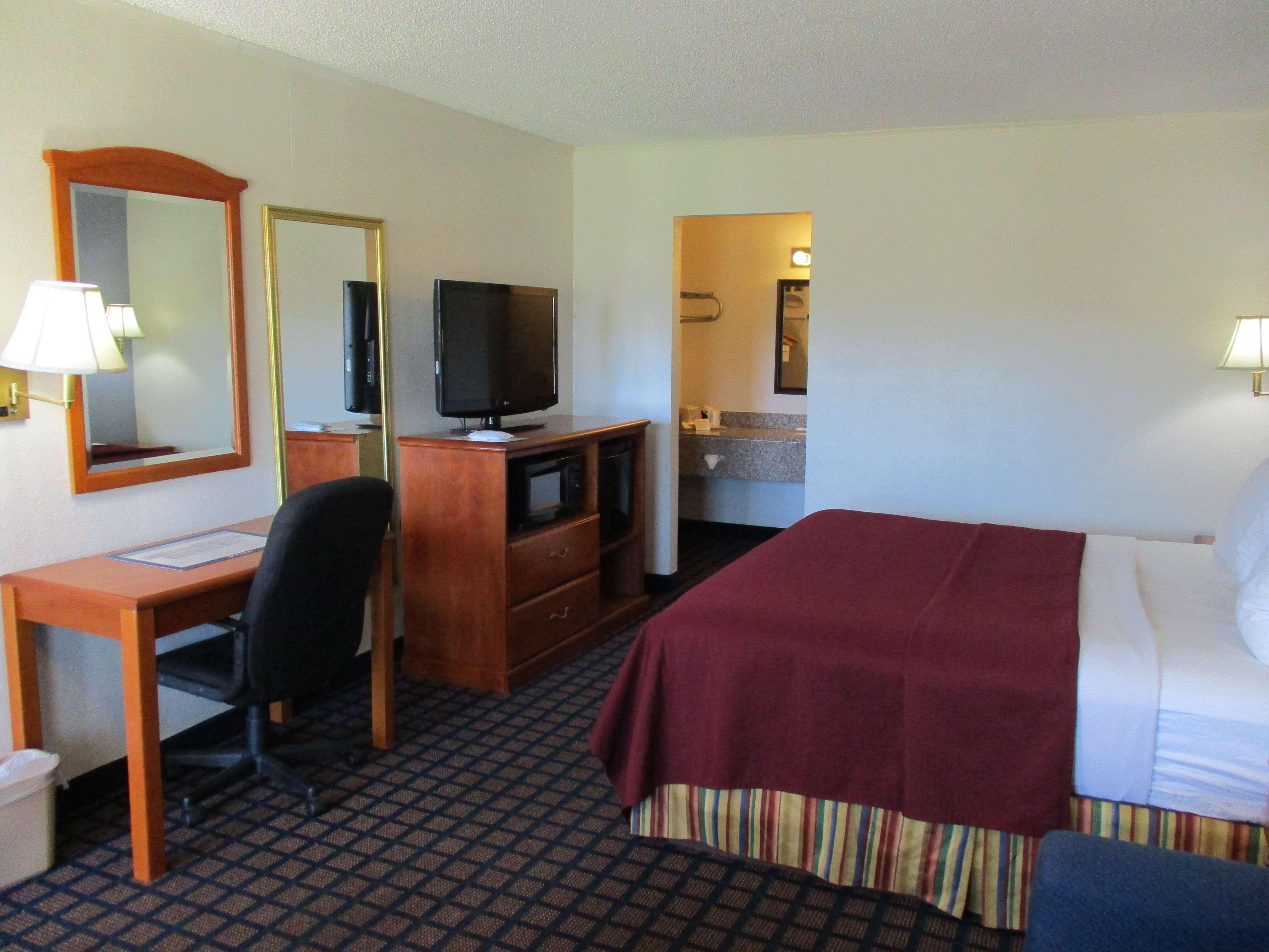 Best Western Palestine Inn Esterno foto