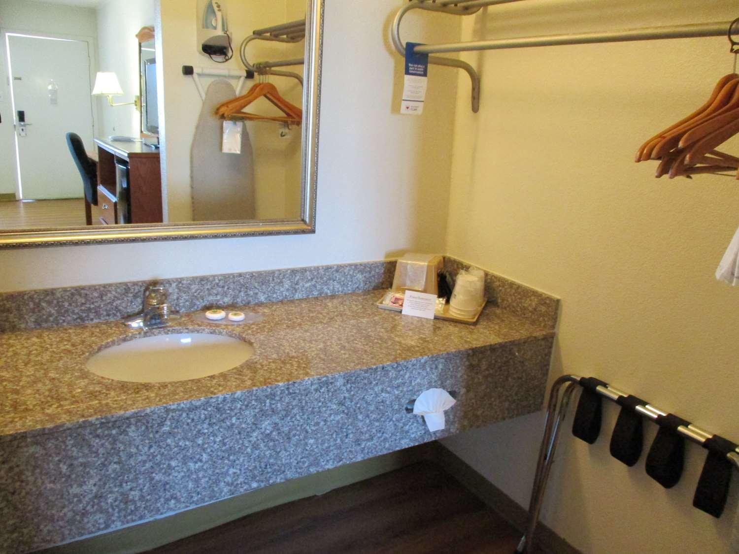 Best Western Palestine Inn Esterno foto