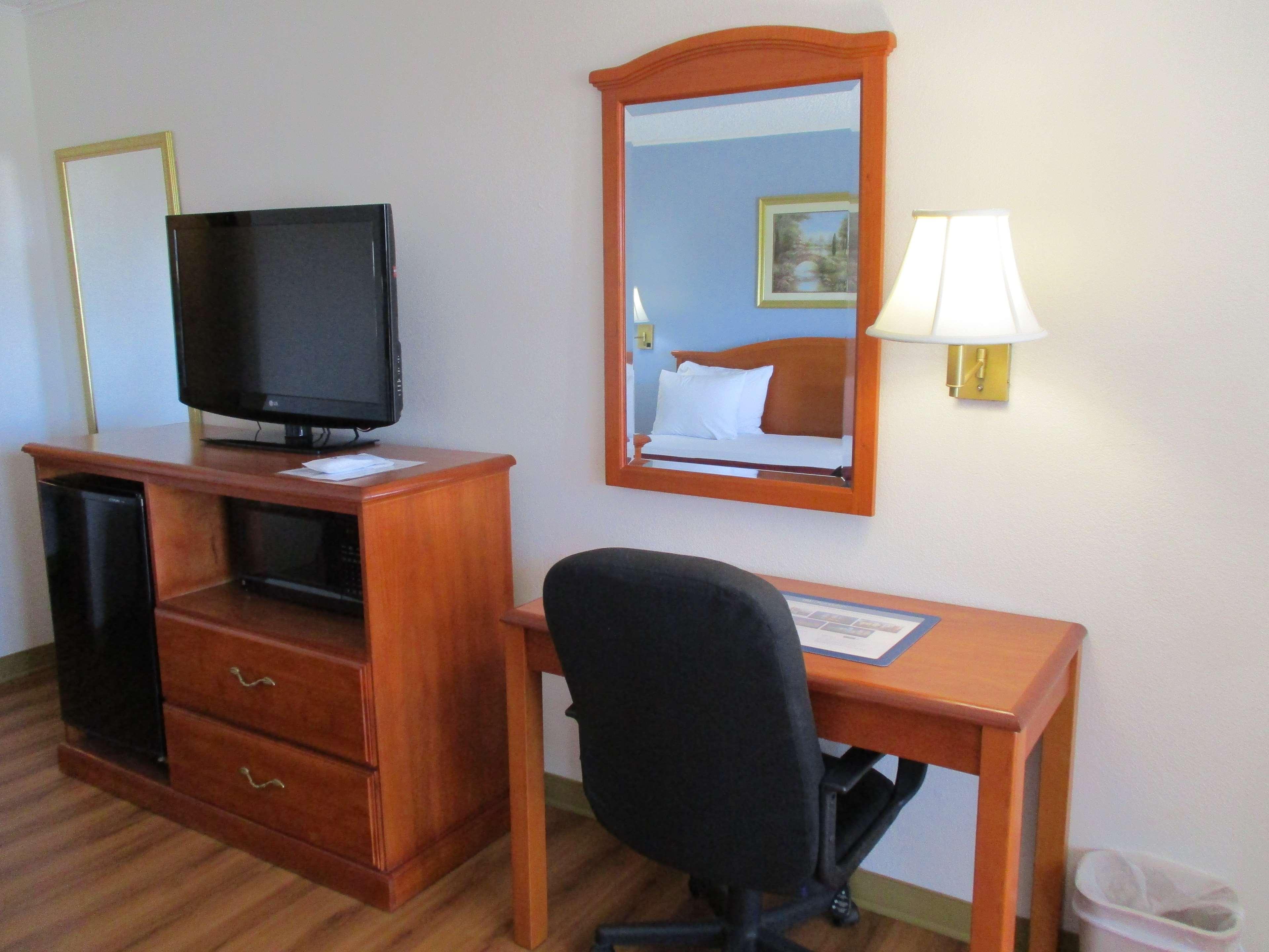 Best Western Palestine Inn Esterno foto