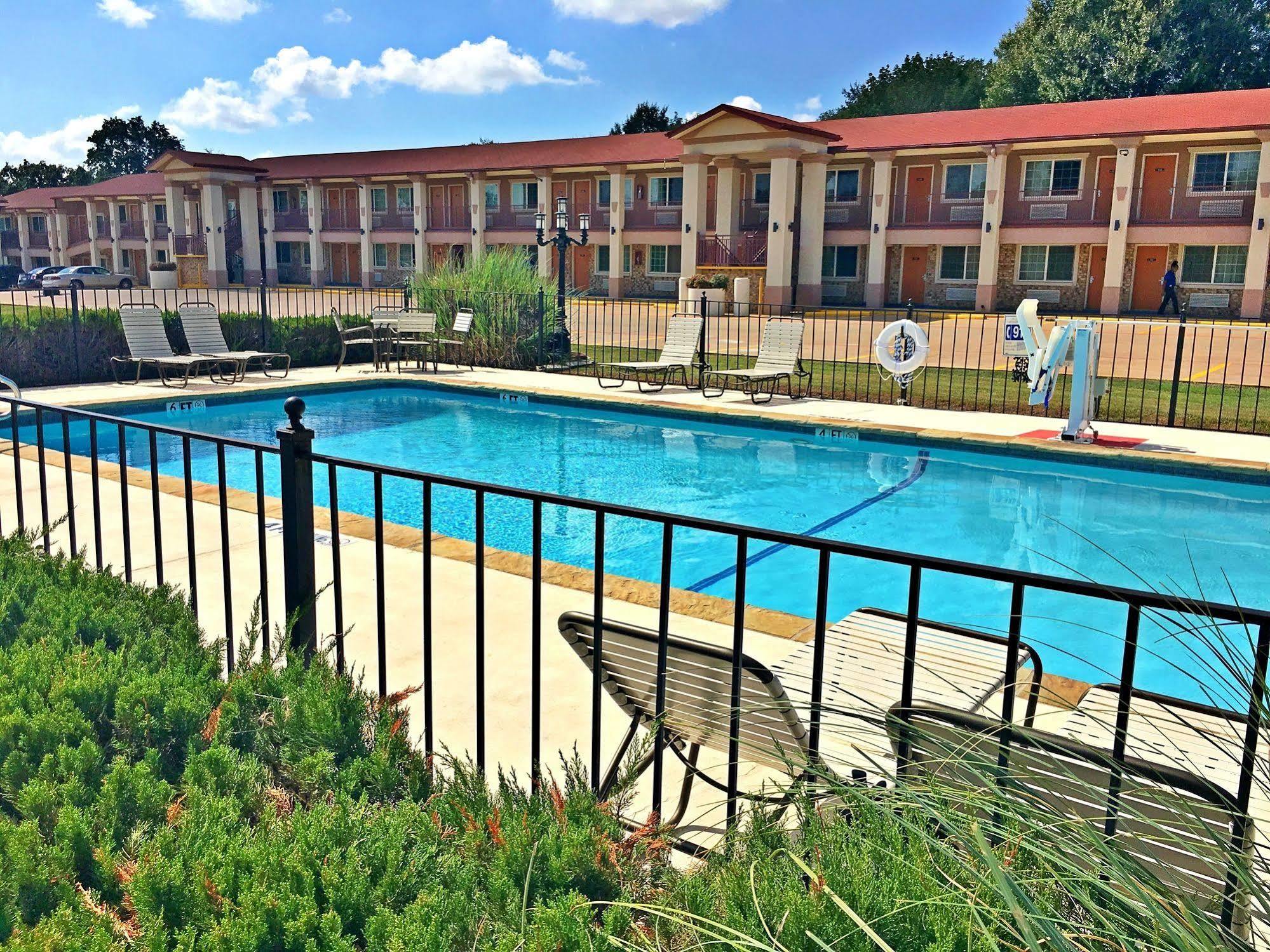 Best Western Palestine Inn Esterno foto
