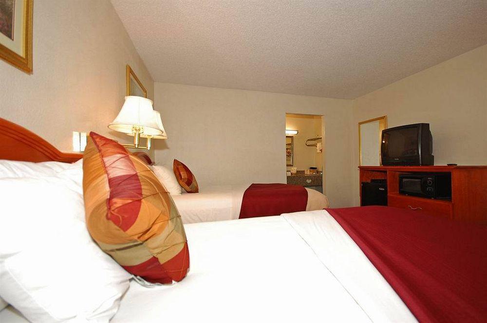 Best Western Palestine Inn Esterno foto